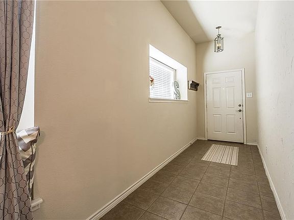 5th image of 1253 Chattahoochee Dr