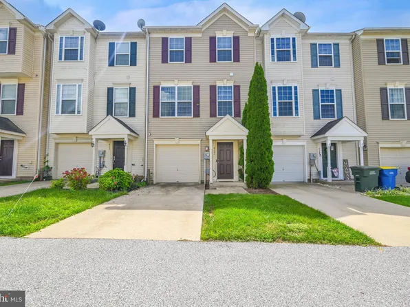 4121 Trabert Ct, Dover, PA 17315