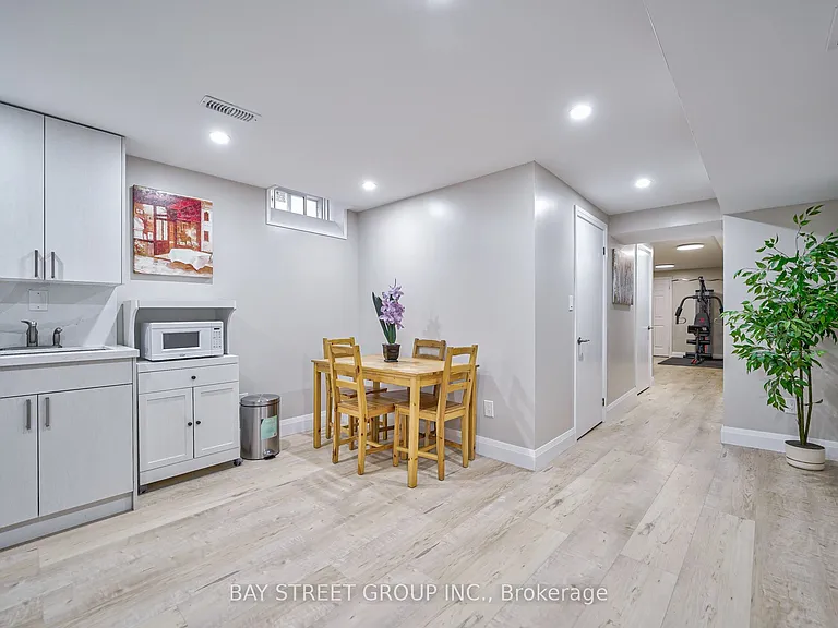 169 Killian Rd #A — Photo 16