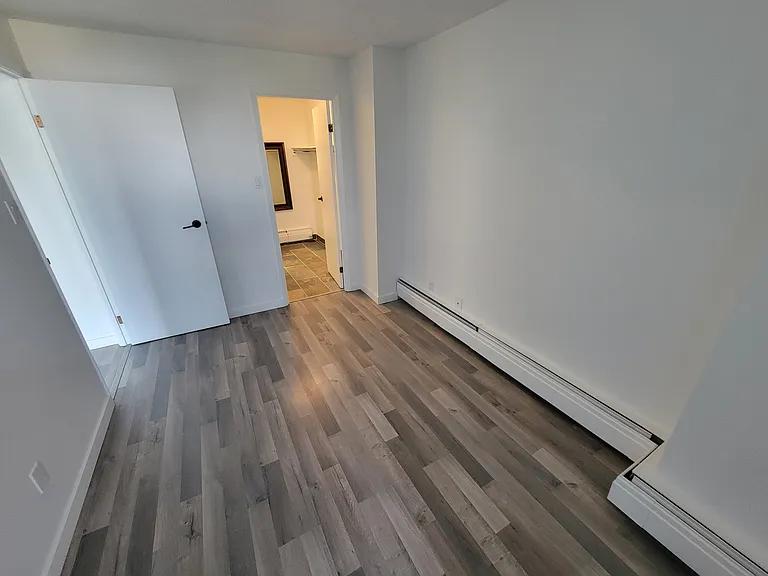 10149 Saskatchewan Dr NW #401 — Photo 15