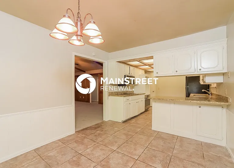 1500 Smoking Tree St — Photo 7