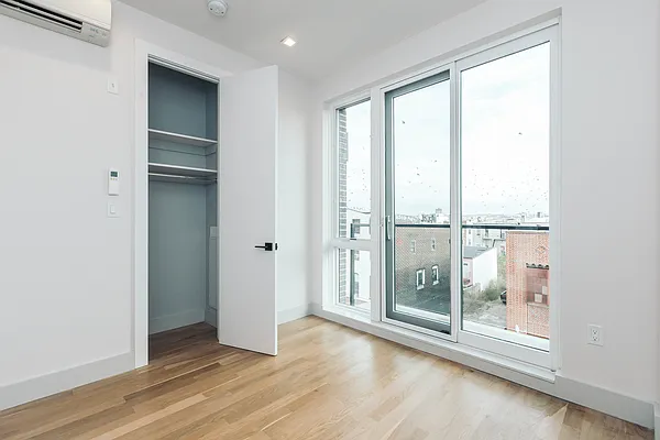 Rented by Nooklyn NYC LLC | media 2