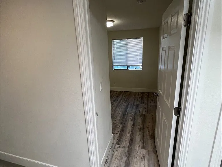 14409 Gundry Ave — Photo 14