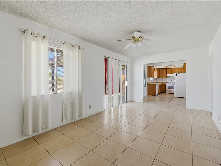 7273 Sunny Vista Rd — Photo 10