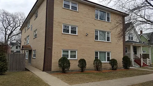 516 Circle Ave #8 Photo 1