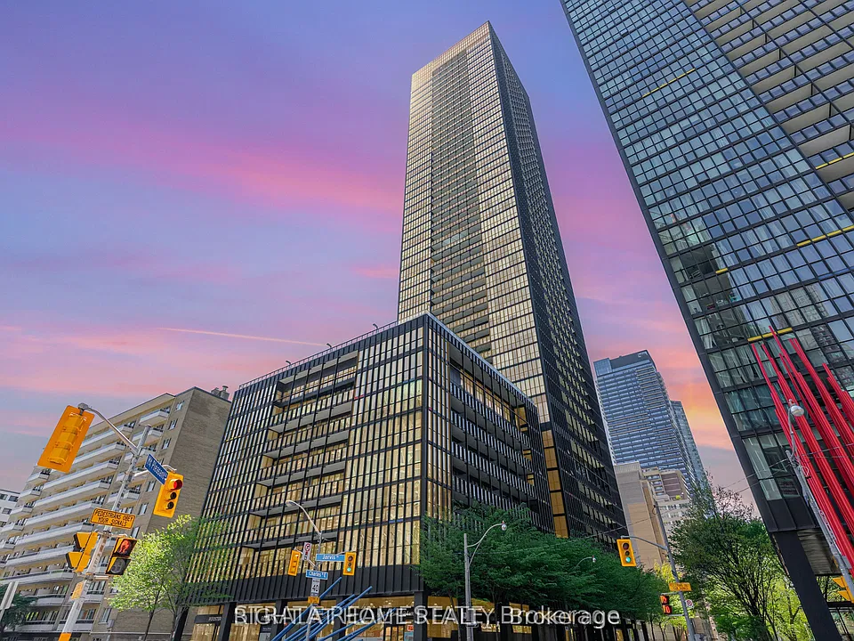 101 Charles St E #4608