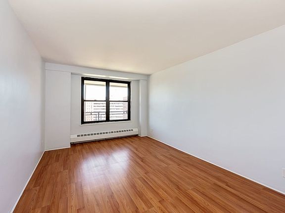 3rd image of 6145 98th St APT 16L