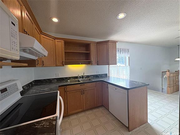5th image of 728 14th STREET