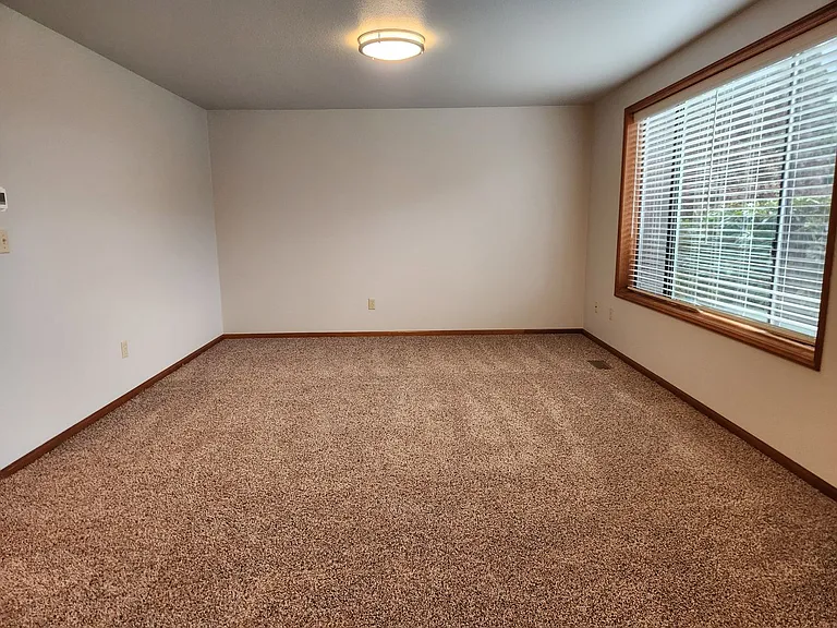 219 Judson Street Aly — Photo 4