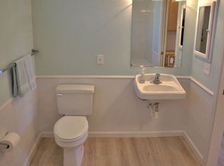 517 N Ferrocarril Rd, Atascadero, CA 93422