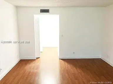 201 Lakeview Dr #204 — Photo 17