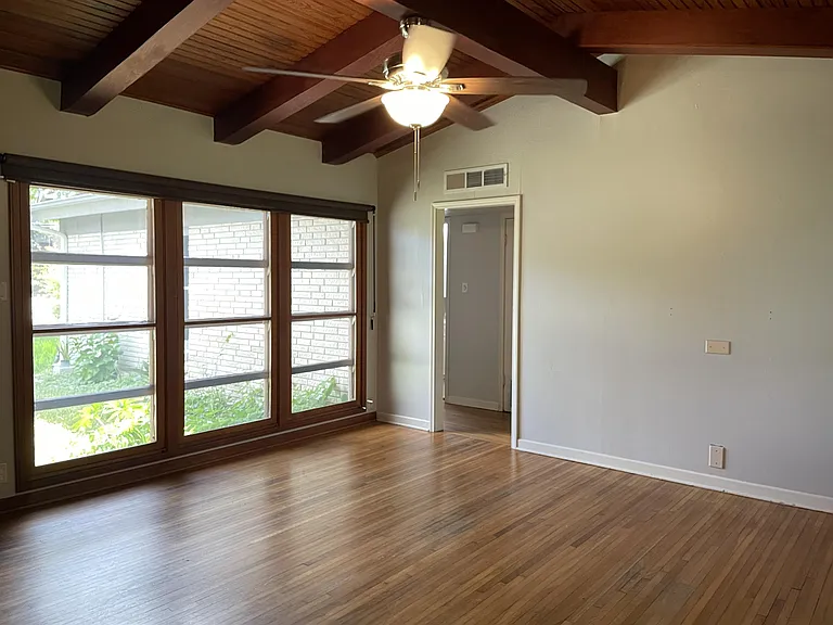 3713 Aransas St — Photo 16