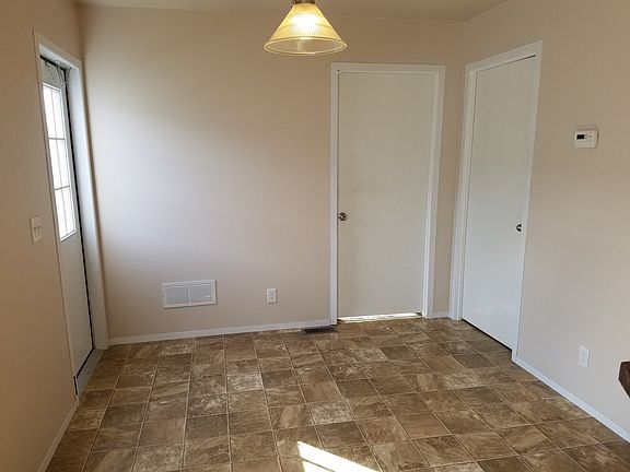 2nd image of 41021 Old Michigan Ave #A122