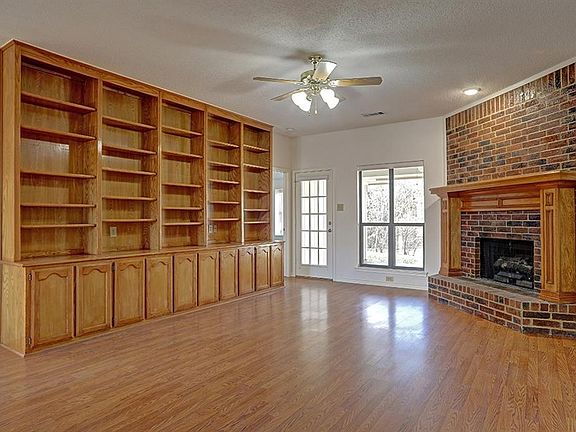 4th image of 6100 Coral Ln