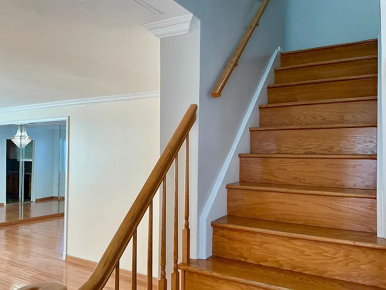 306 Jefferson Ave #1 — Photo 9