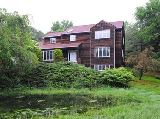 325 Pratt St, Southington, CT 06489