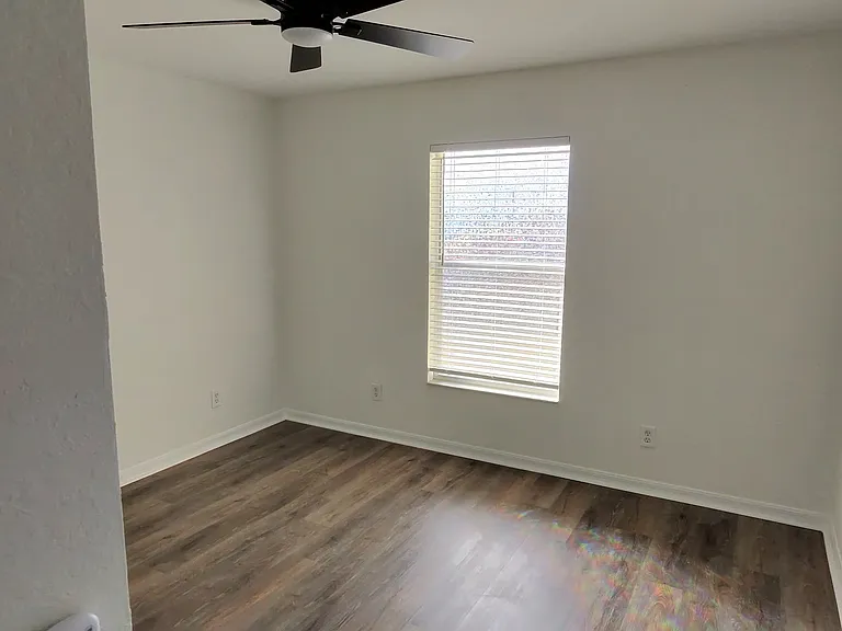 17556 Brentwood Ct — Photo 19