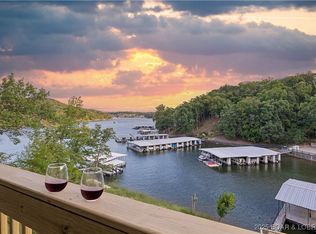 68 Sac Rd, Lake Ozark, MO 65049