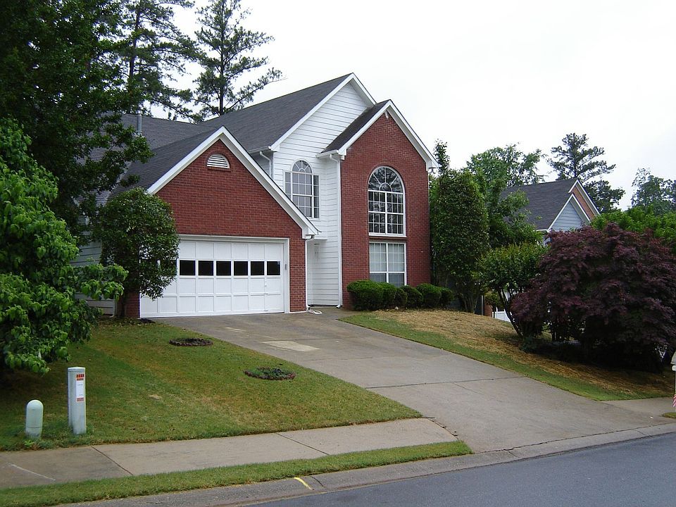 Beautiful well kept home in Gwinnett