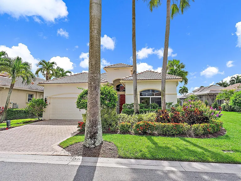 10918 Grande Blvd — Photo 4