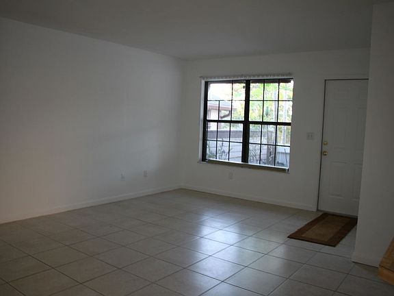 5th image of 1538 SE Corvair Ct