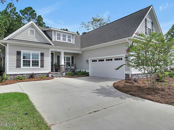 2nd image of 553 Stanwood Drive SE