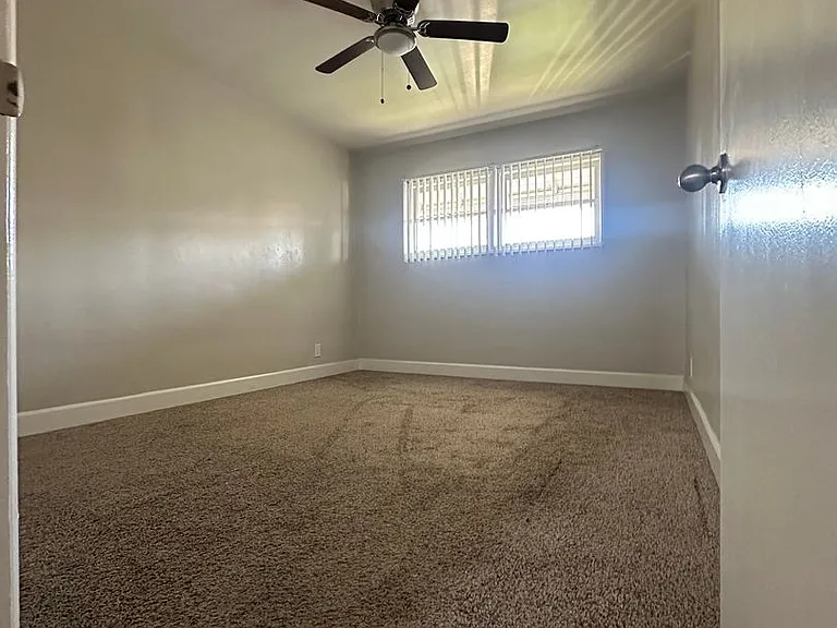 116 S Orange Ave — Photo 5