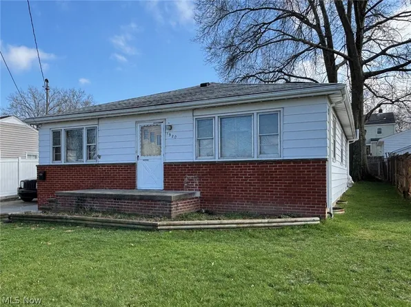 1920 Schiller Ave, Cuyahoga Falls, OH 44223