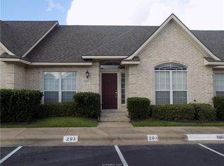 203 Fraternity Row, College Station, TX 77845
