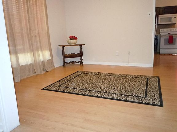 3rd image of 7107 Dickson Way