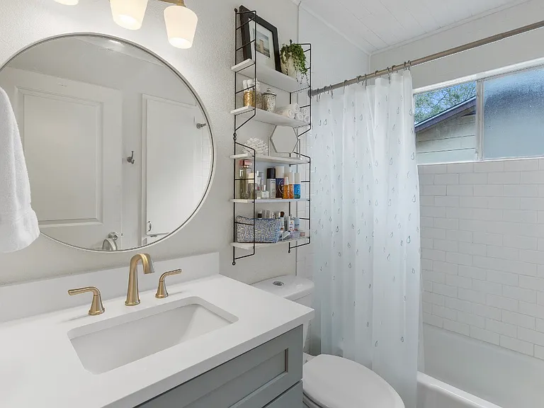 1408 Valleyridge Dr #B — Photo 6