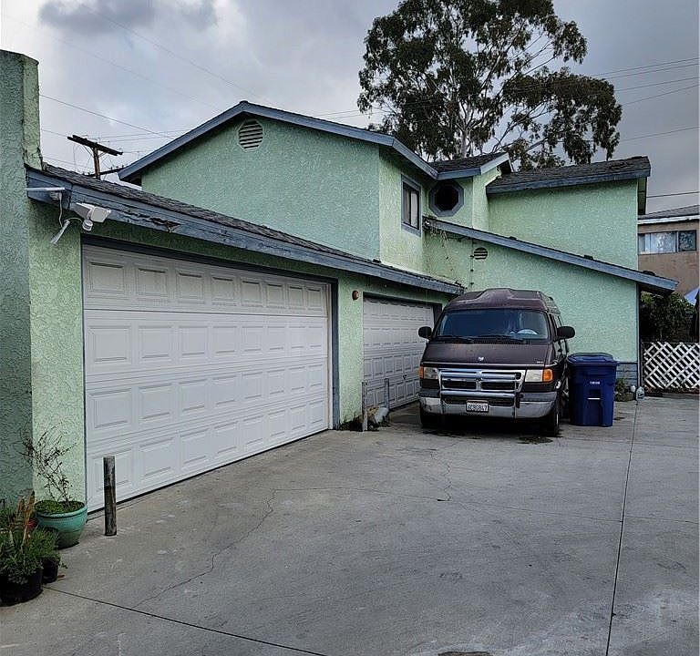 2nd image of 9214 San Vincente Ave