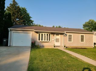 625 Jordan Ave, Romeoville, IL 60446