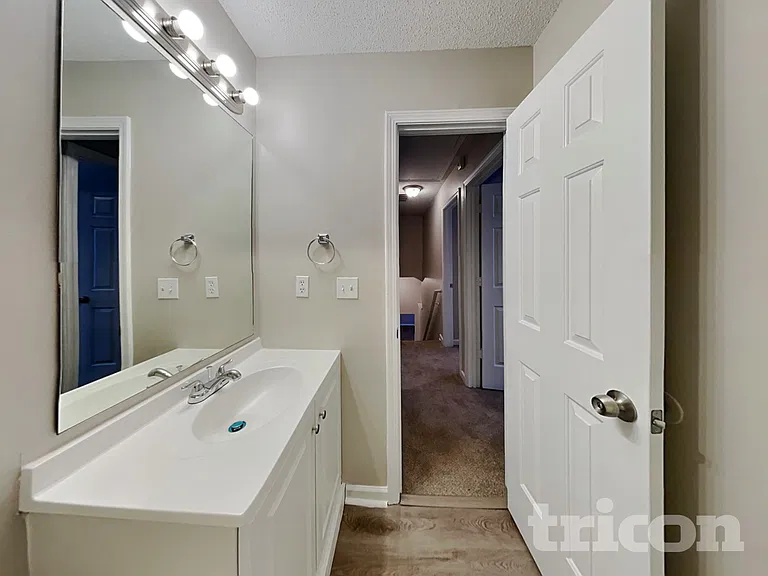 6746 Pole Creek Dr — Photo 11