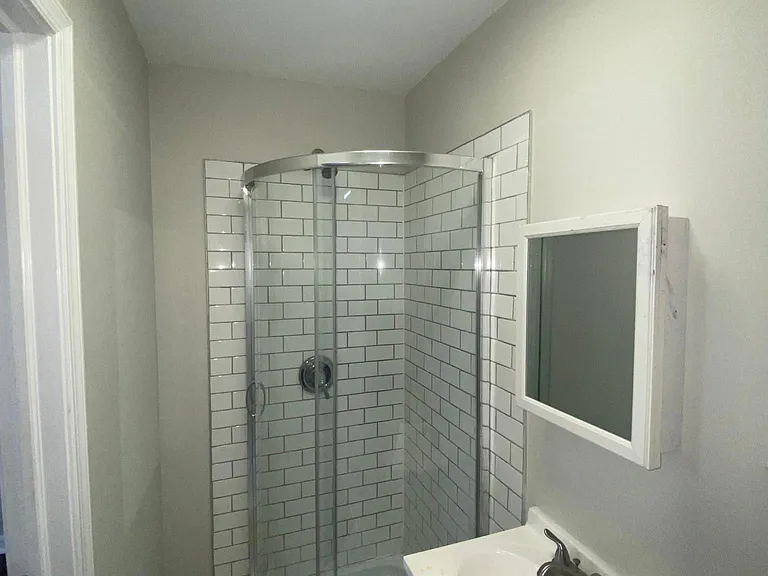 1464 N 52nd St #2R — Photo 4