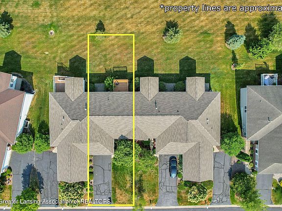 4th image of 288 Barrington Cir