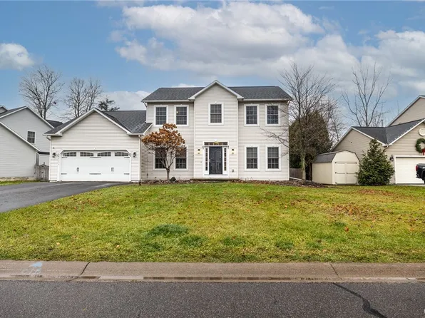 4238 Blue Beech Ln, Liverpool, NY 13090