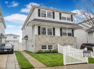 22 Globe Ave, Staten Island, NY