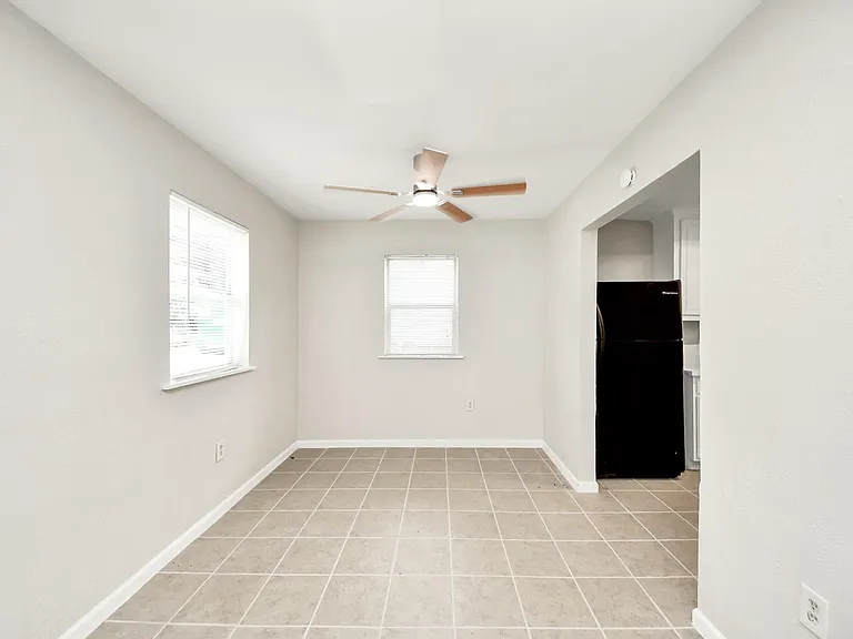 3910 Hoffman St #3 — Photo 12