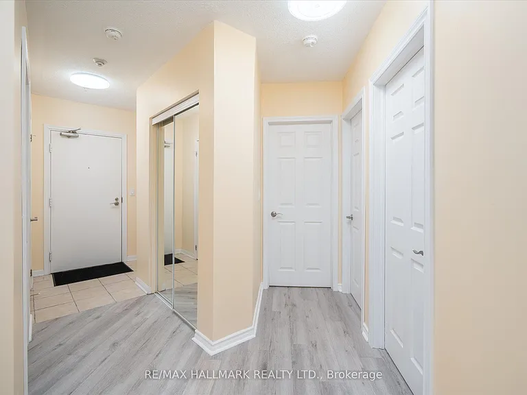 10 Mendelssohn St #117 — Photo 13