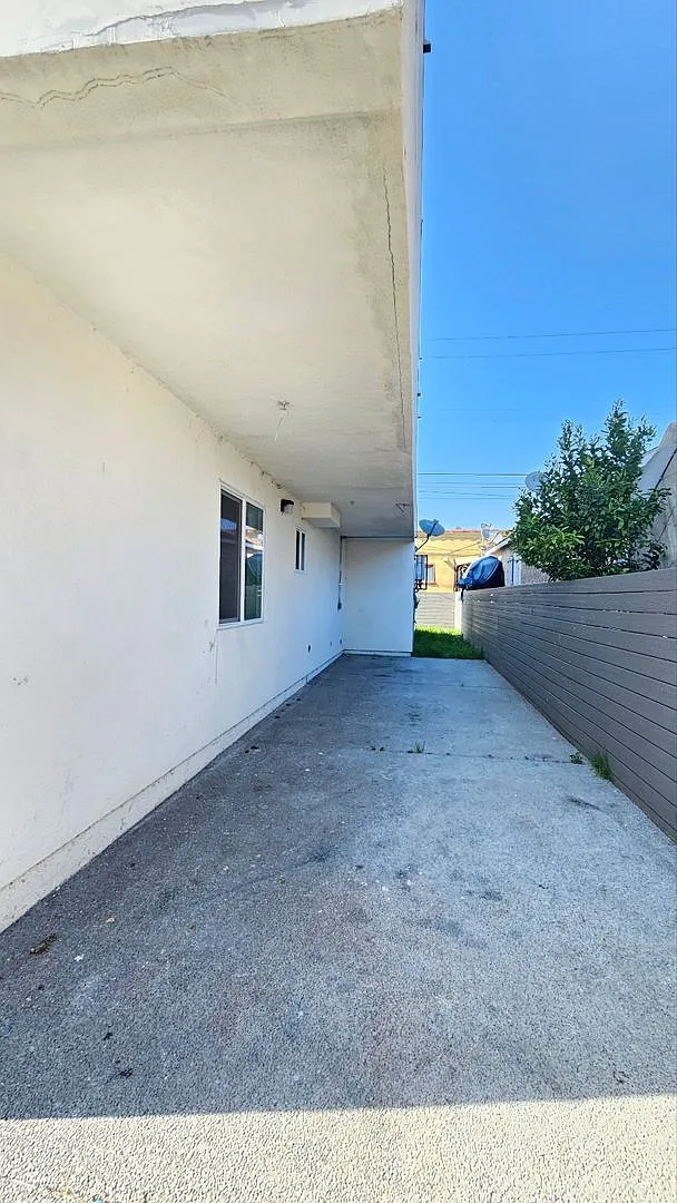 43(211) — Photo 4