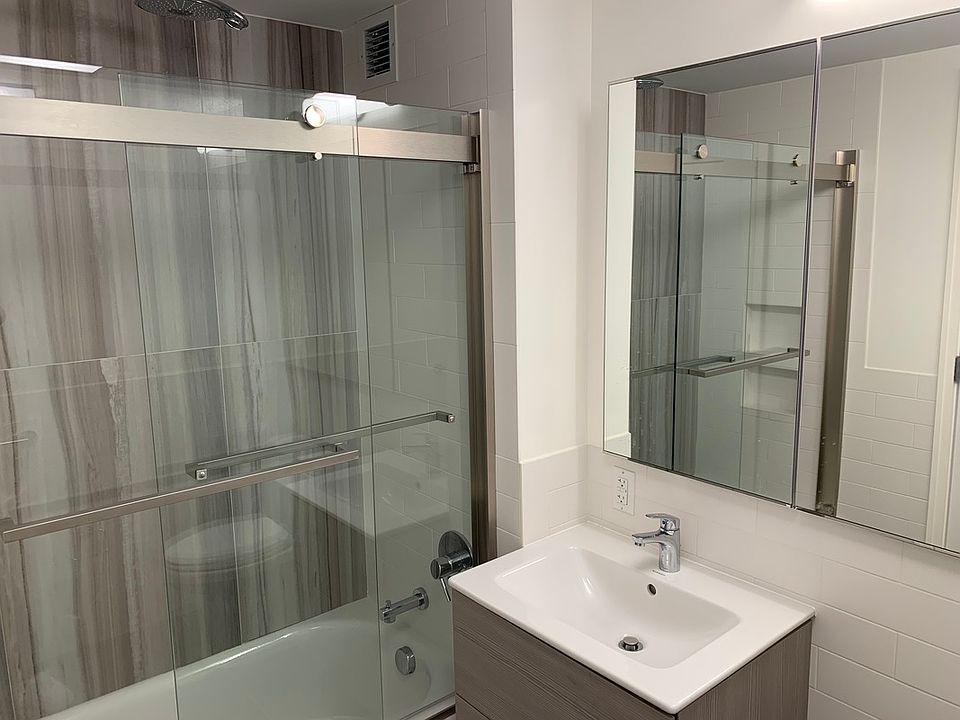 2nd image of 885 Grand St #7E