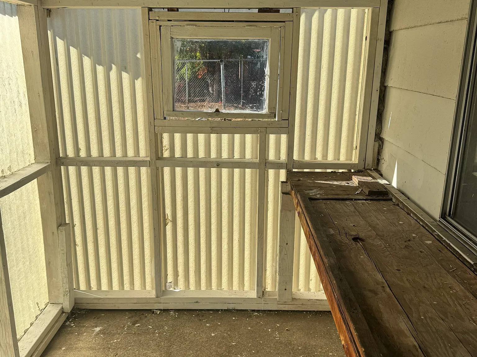 3 bed, 1060 sqft, $1,500 — Photo 4