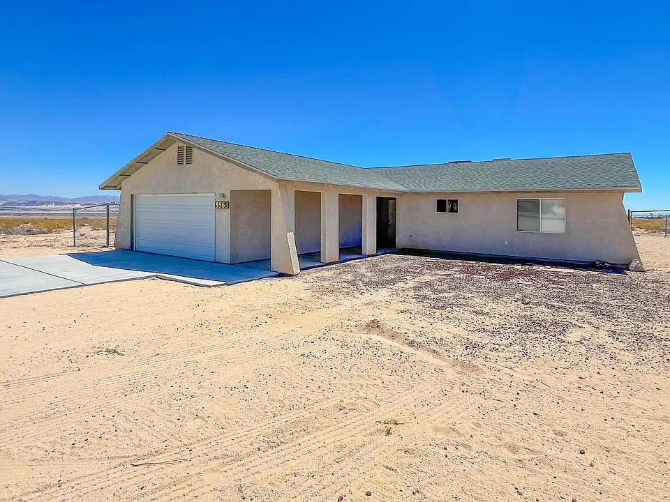 5563 Morongo Rd