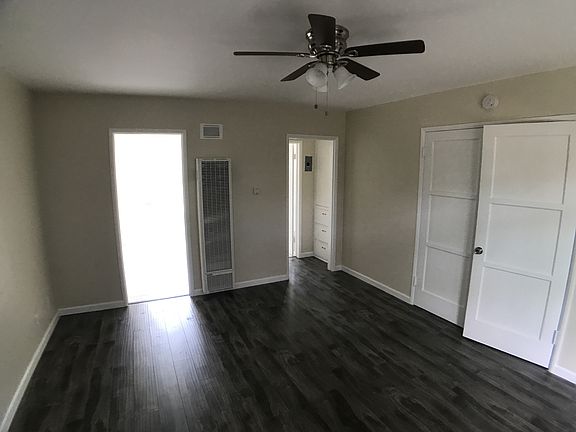 5th image of 1101 Elm Ave APT 211