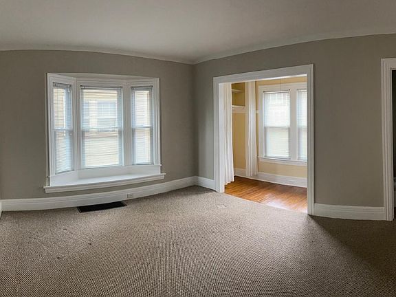 4th image of 147 Vassar St