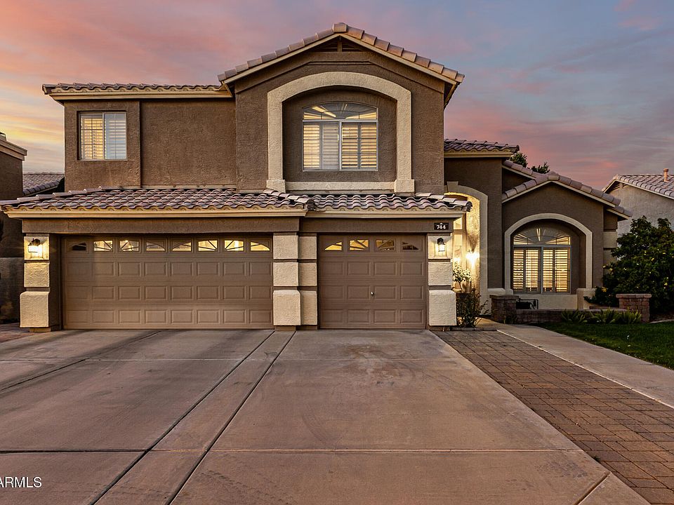 1st image of 744 W ESTRELLA Drive