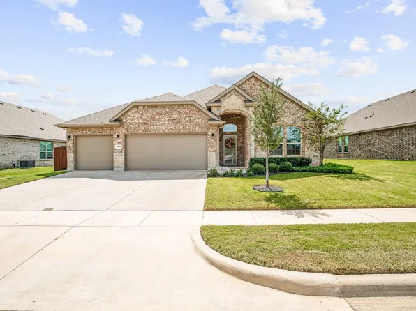 509 Smart Strike Trl, Granbury, TX 76049
