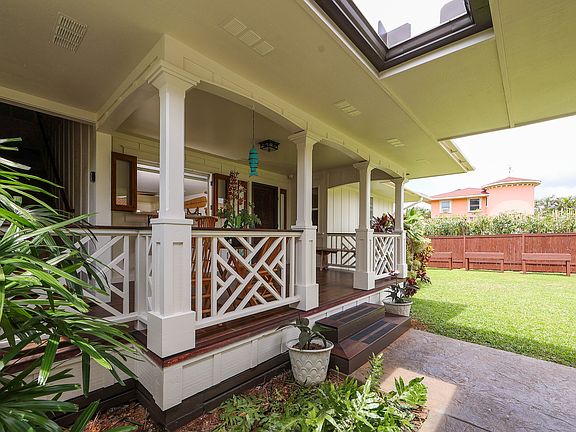 5th image of 2667A Halalu St