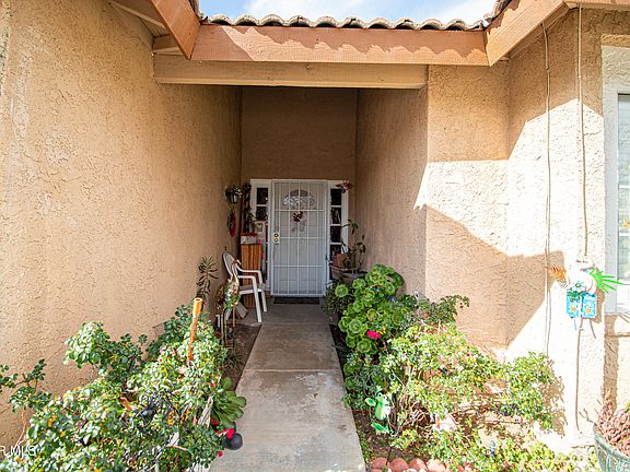 4th image of 39341 Thames Ct